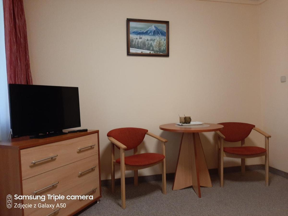 Dom Wczasowy Brido Hotel บาร์โด ภายนอก รูปภาพ