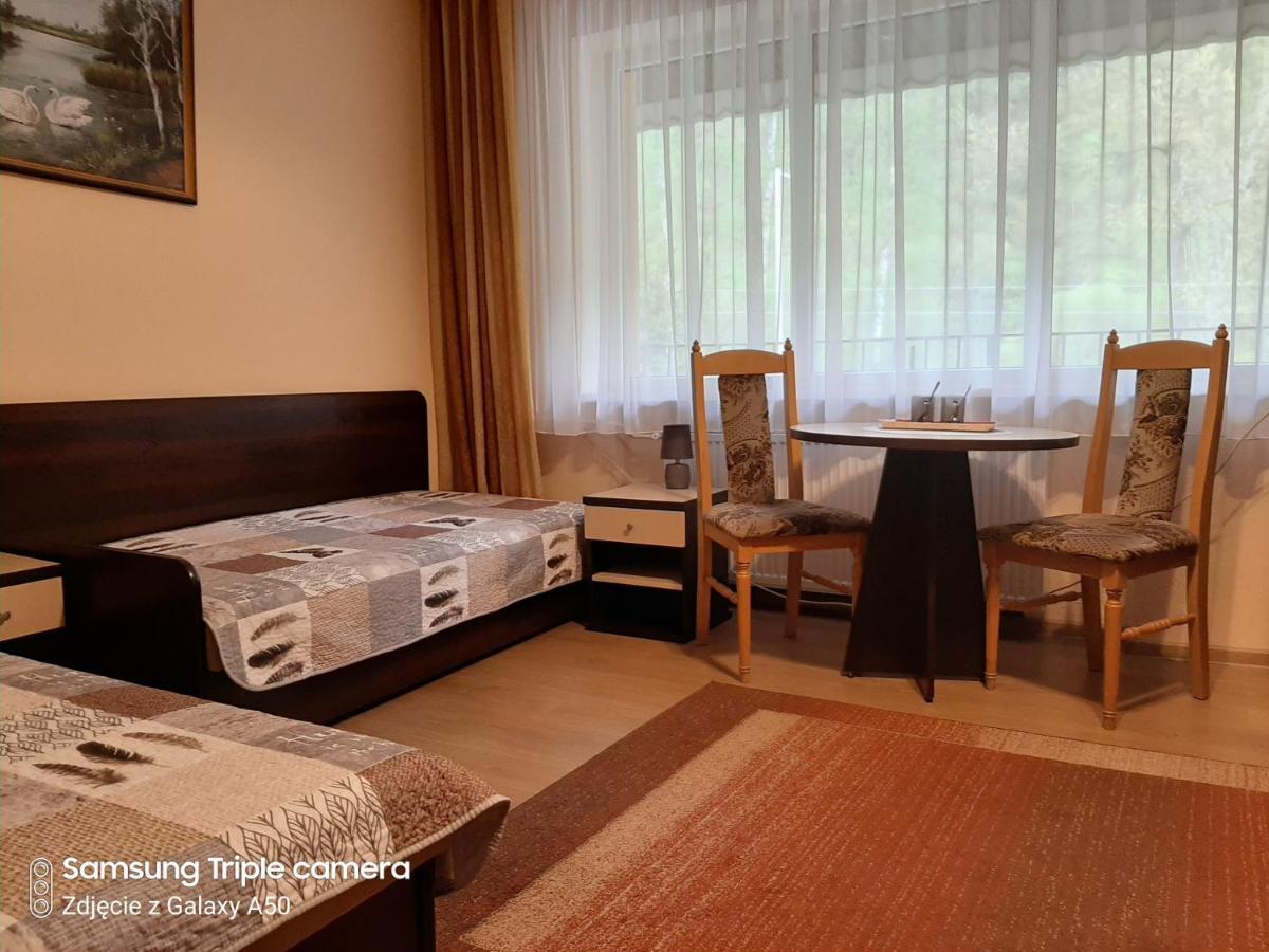 Dom Wczasowy Brido Hotel บาร์โด ภายนอก รูปภาพ