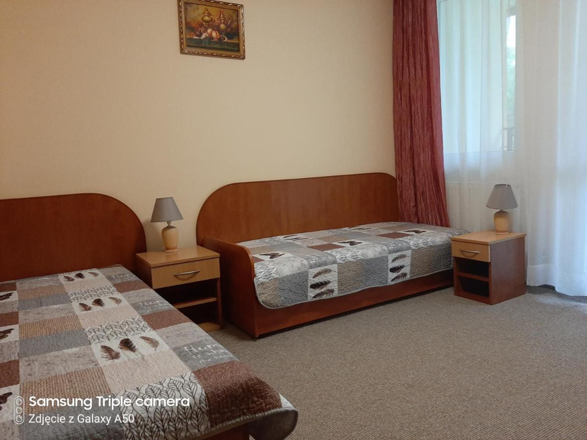 Dom Wczasowy Brido Hotel บาร์โด ภายนอก รูปภาพ